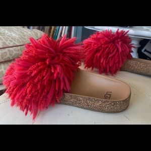 Vintage UGG slides. Size 8